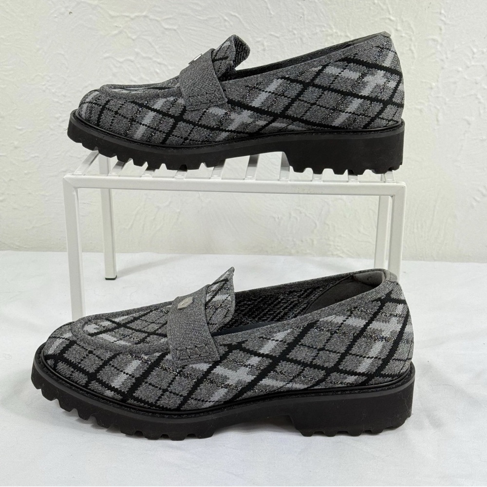 Stylish Gray Plaid Women's Chunky Loafers - Picture 3 of 10